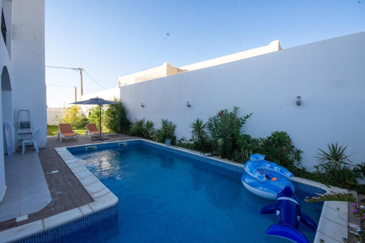 Villa Meublee Avec Piscine Et Abri De Voiture Erriadh Exterior photo